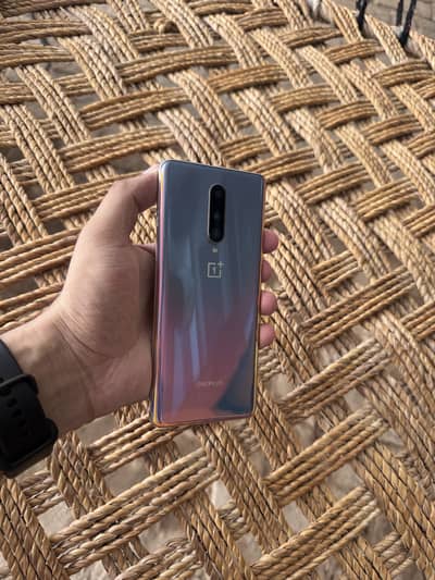 Oneplus 8. No line no shade. Orignal phone. Condition 9.5/10. Waterpack