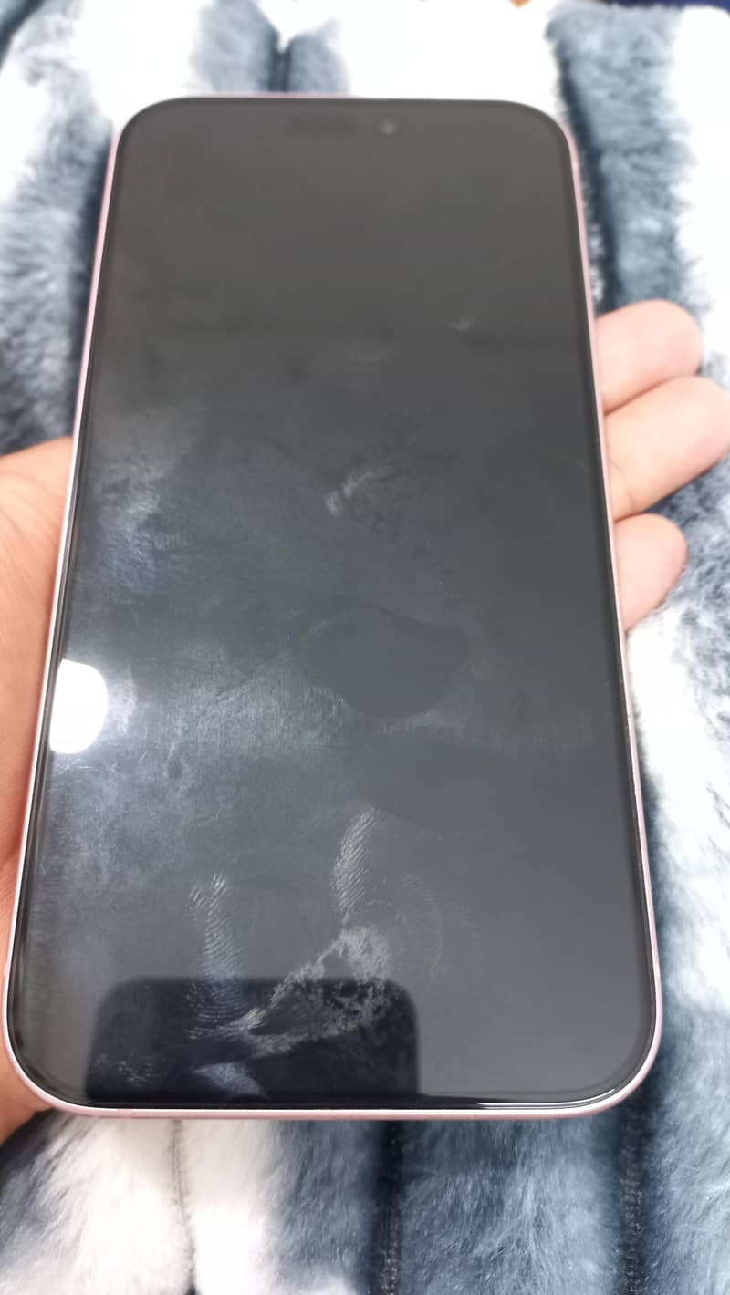 Apple iPhone 15 plus 4