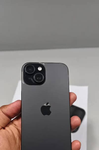 Apple iPhone 15