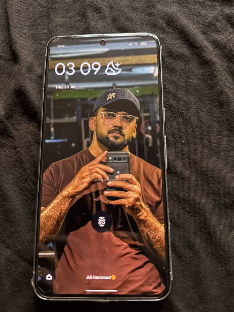 Google Pixel 8 Pro 2