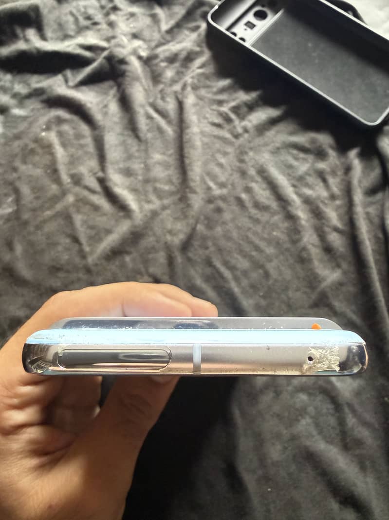 Google Pixel 8 Pro 3