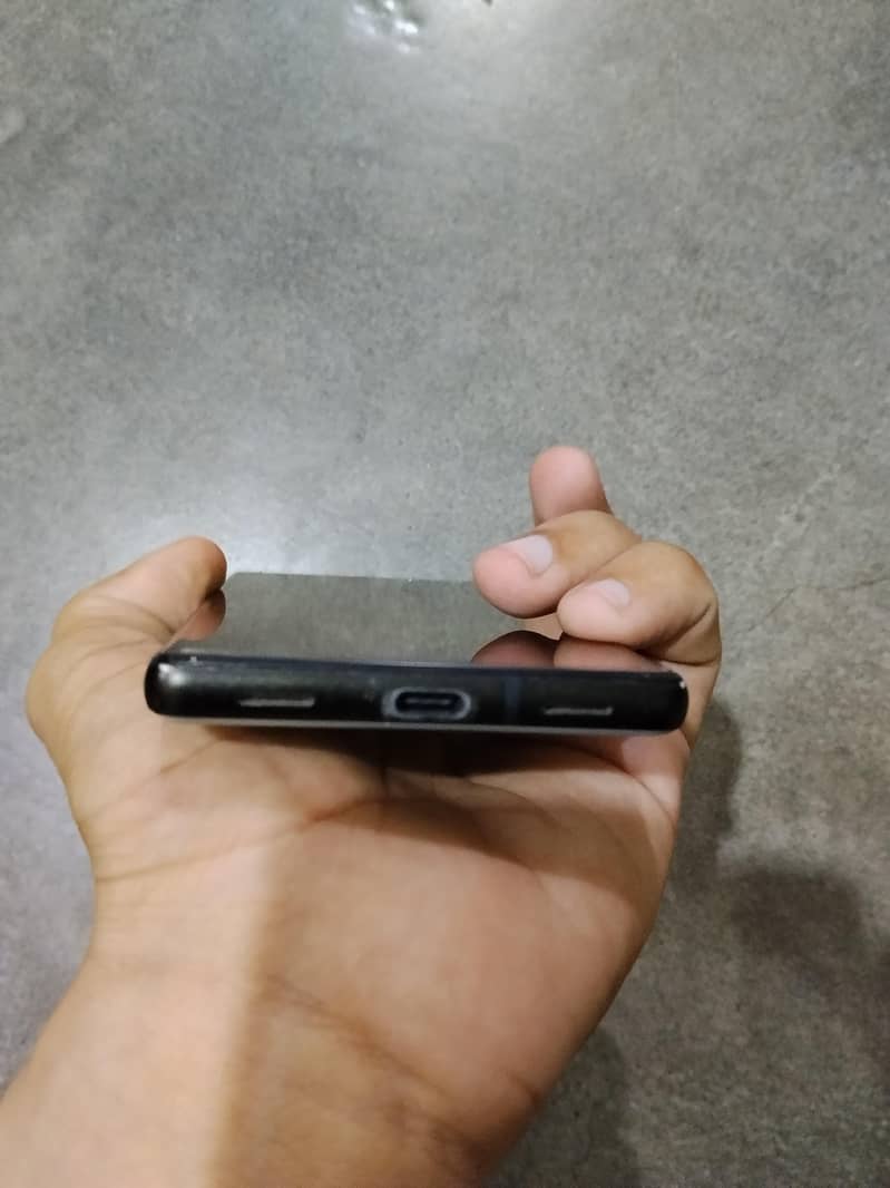 Google Pixel 6a 4