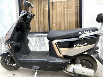 king Z scooty