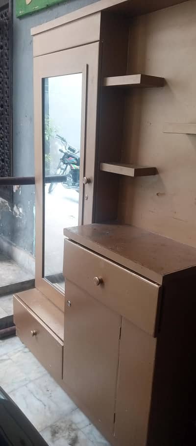 showcase or dressing table