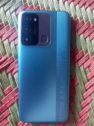 Tecno Spark 8C