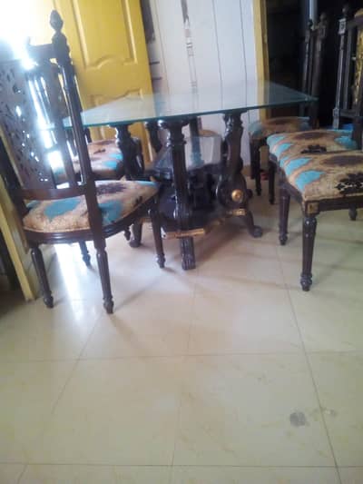 Dinning table and chairs
