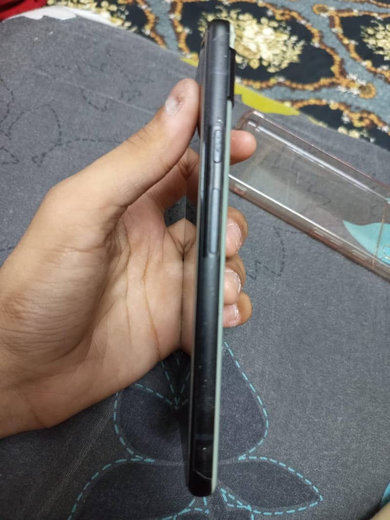 Google Pixel 6a 1