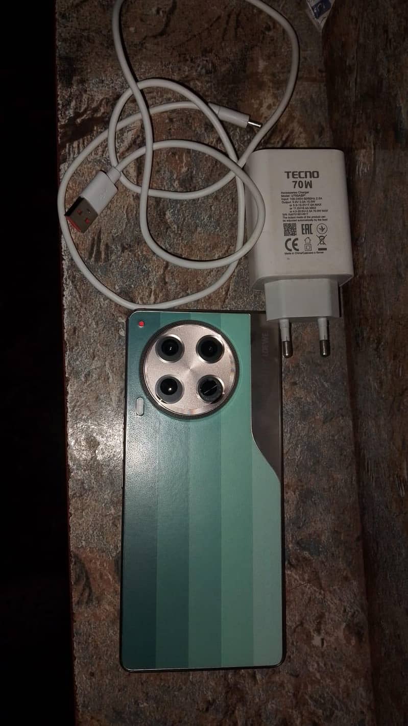 Tecno CAMON 30 4