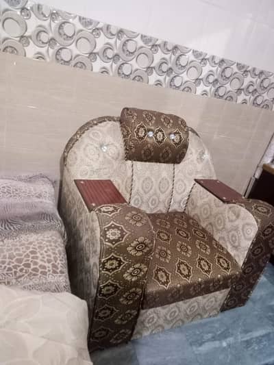 Sofa Set | Affordable 5-Seater Sofa Set for Sale