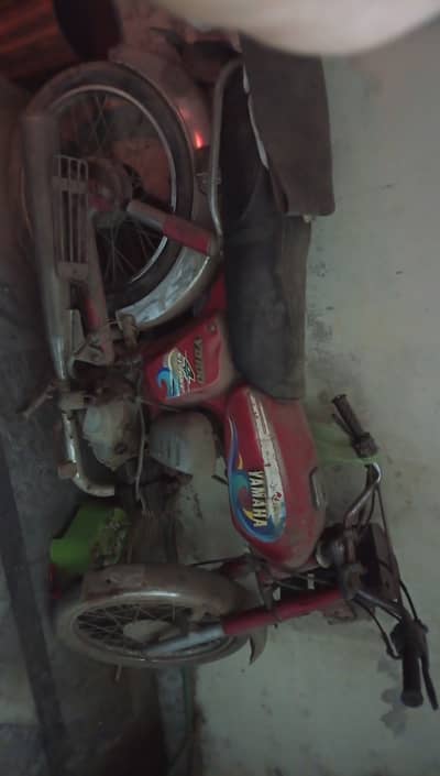 6/10 condition yamaha 4 stroke
