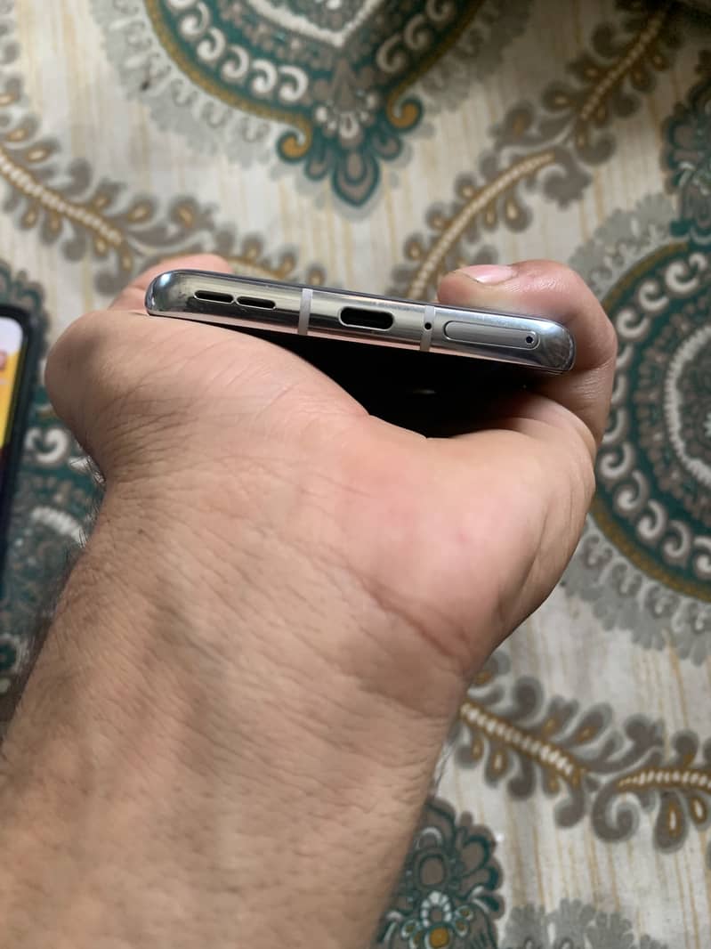One Plus 9 Pro 3
