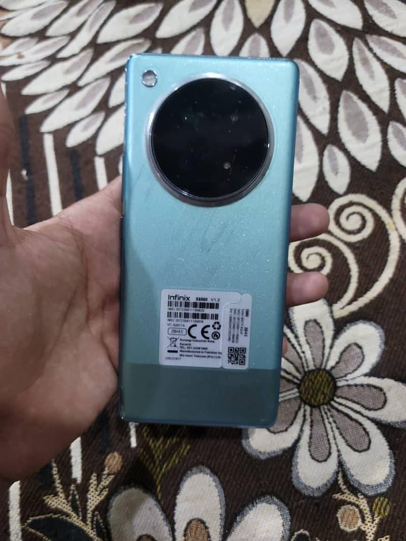 Infinix Zero 40 4