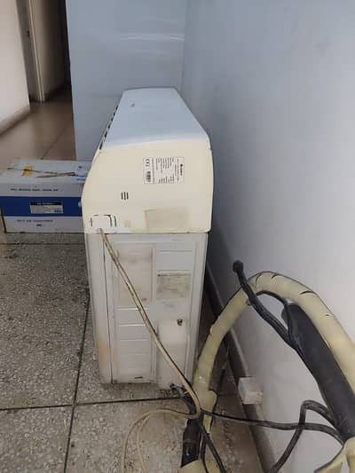 Gree AC non inverter