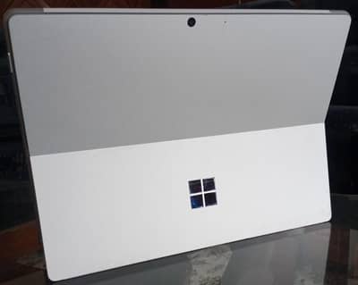 Microsoft Surface Tablet excellent Condition fully functional