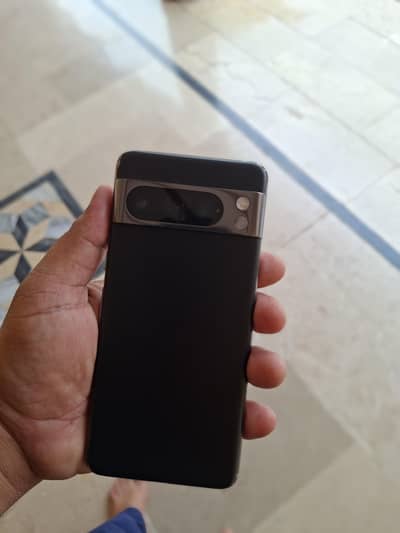 Google Pixel 8 Pro