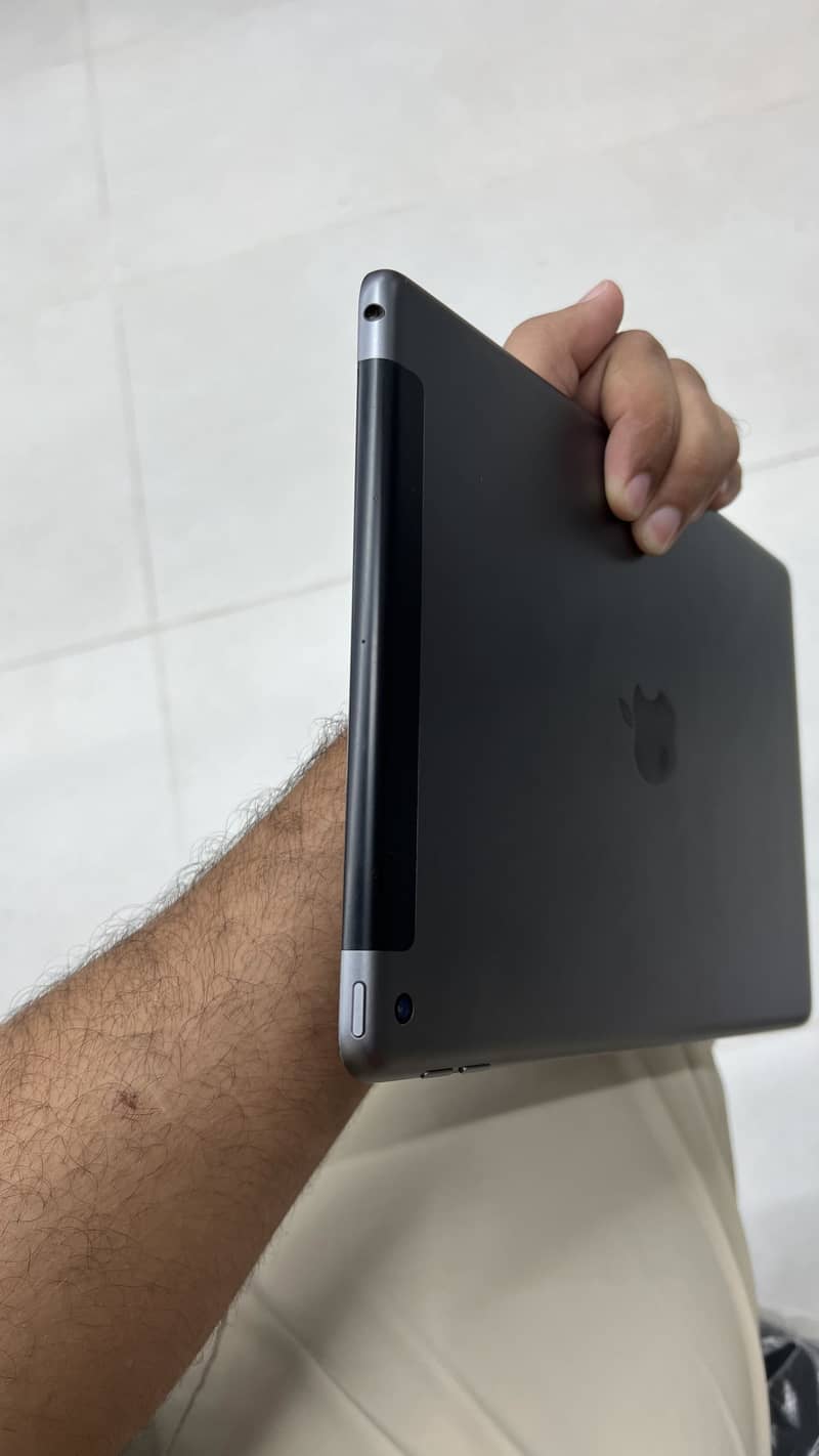 Ipad 7th Generation 1