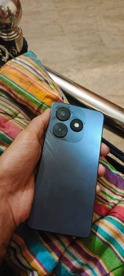 Tecno Spark 20C 4+4/128 exchange possible