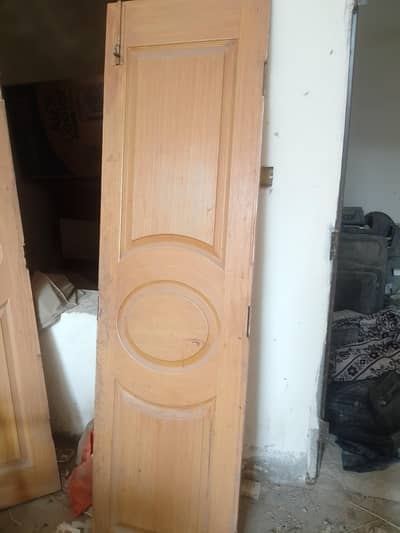 two pair door in good condition available