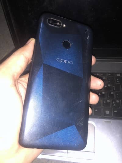 OPPO A12