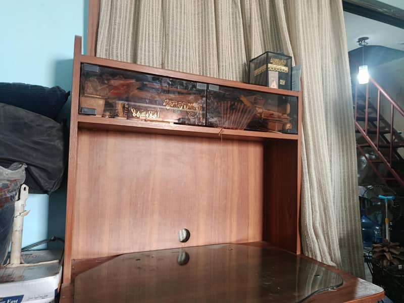 computer table 3