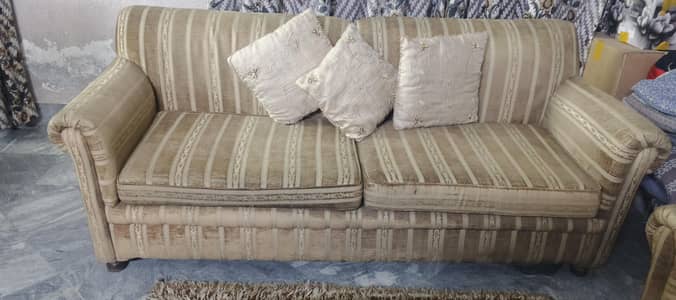Sofa set