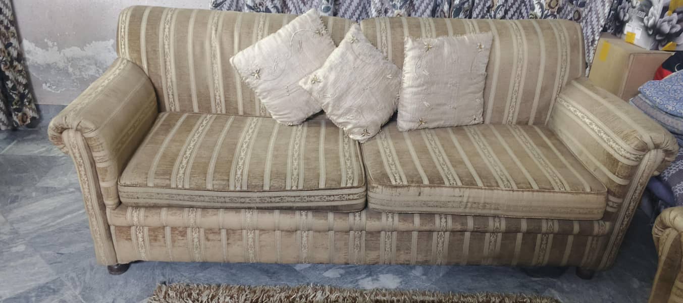 Sofa set 0