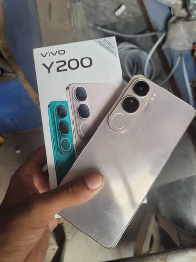 Vivo Y200.03054473102. whatsapp