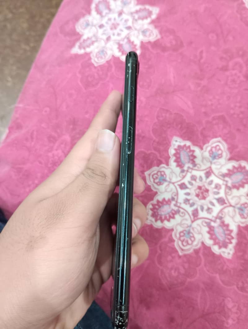 Apple iPhone 7 Plus 5
