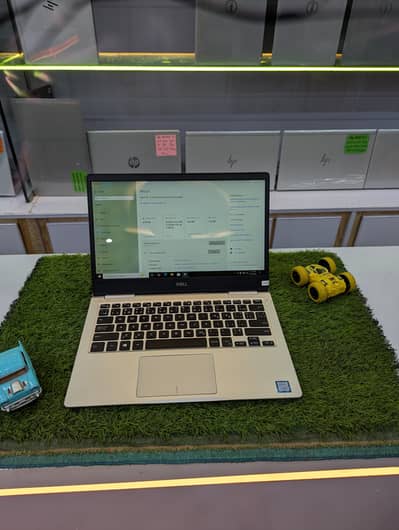 Dell Latitude 13 7370 (8 GB RAM, 256 GB SSD) is an ultra-portable, fa