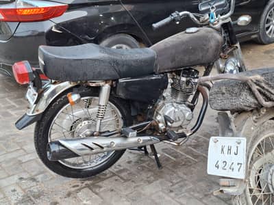 unique 125 2011