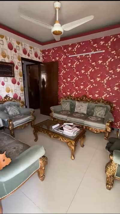 WELL MAINTAINED 2ND FLOOR PORTION FOR SALE WITH ROOF IN BLOCK 01, GULSHAN E IQBAL