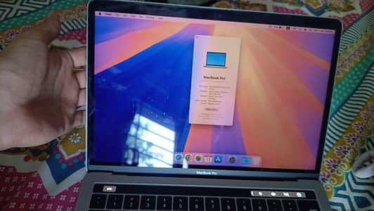 Apple MacBook Pro 13" (2017)
