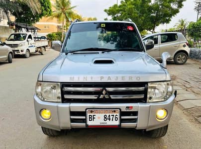 Mitsubishi Pajero Mini 2015