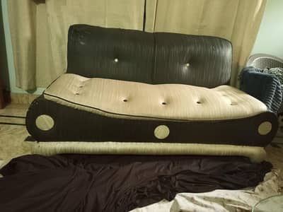 7 Seater Sofa Set for Sale | Strong Frame | Repair Required | Karachi