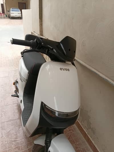 Evee Mito Plus