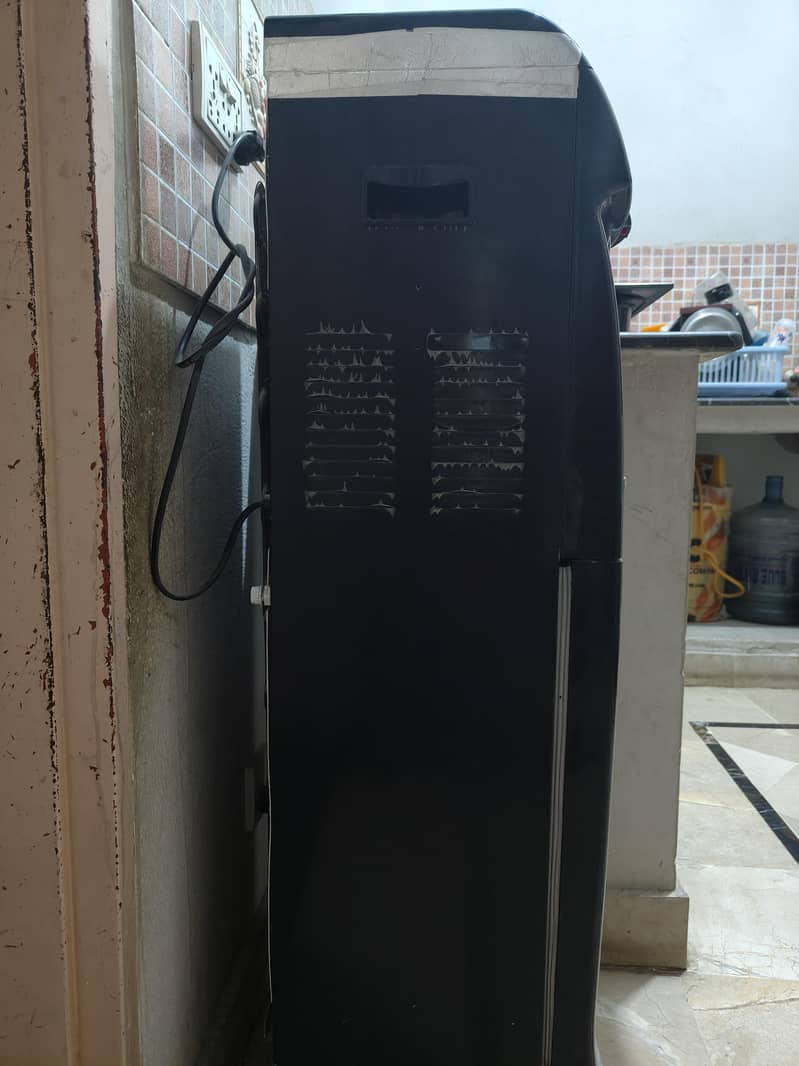 orient dispenser 2