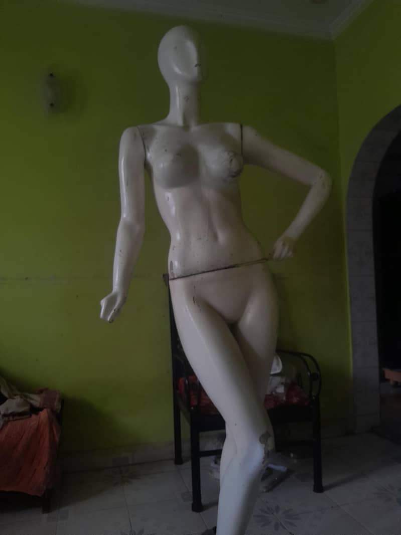dummy 7