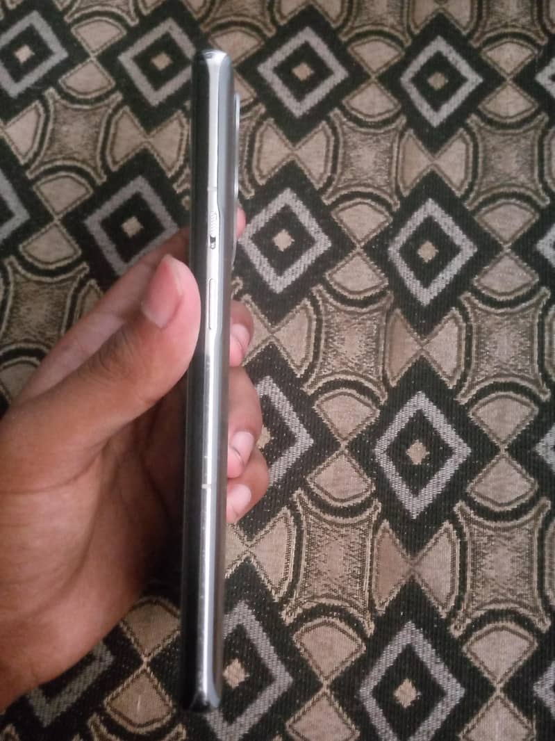 One Plus 9 Pro 1