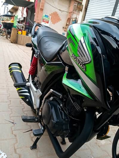 CBF 150 Honda in lush and mint condition.