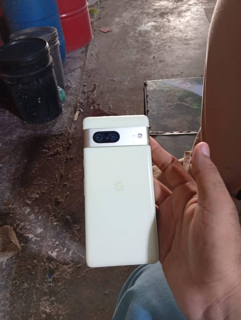 Google Pixel 7 2