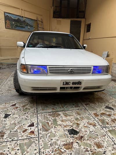 Nissan Sunny 1992