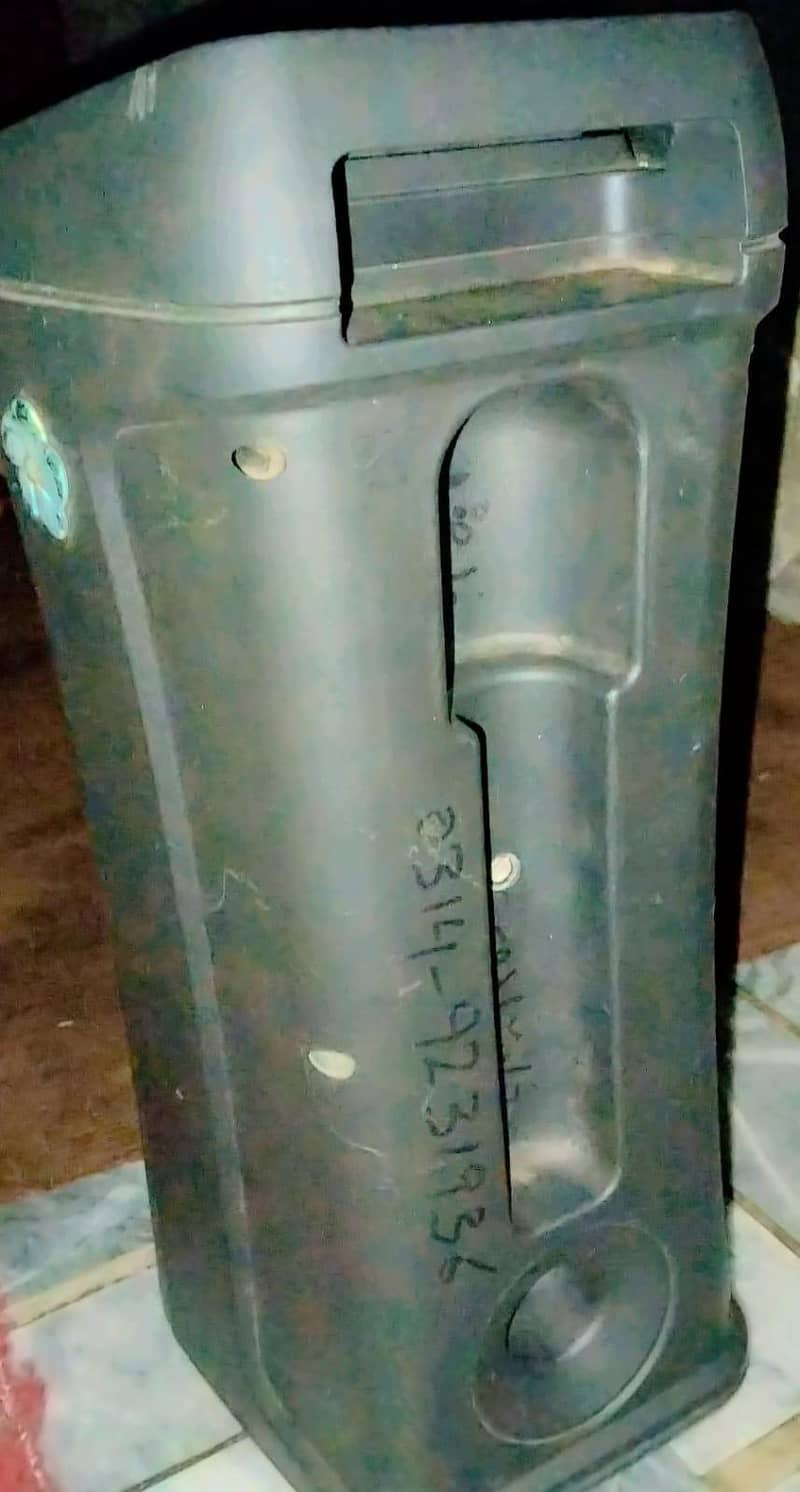 use speaker 2