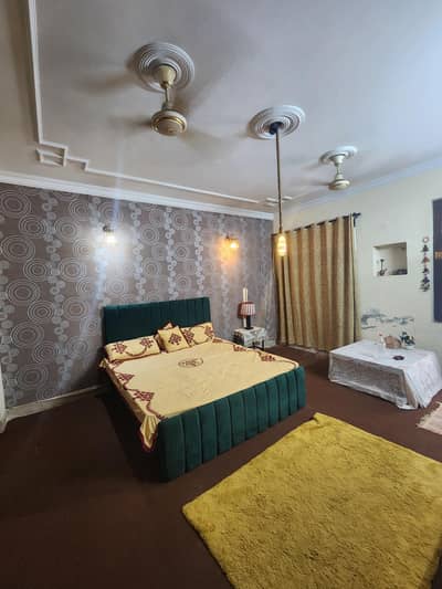 Furnish room available in F11 for Job holder single male