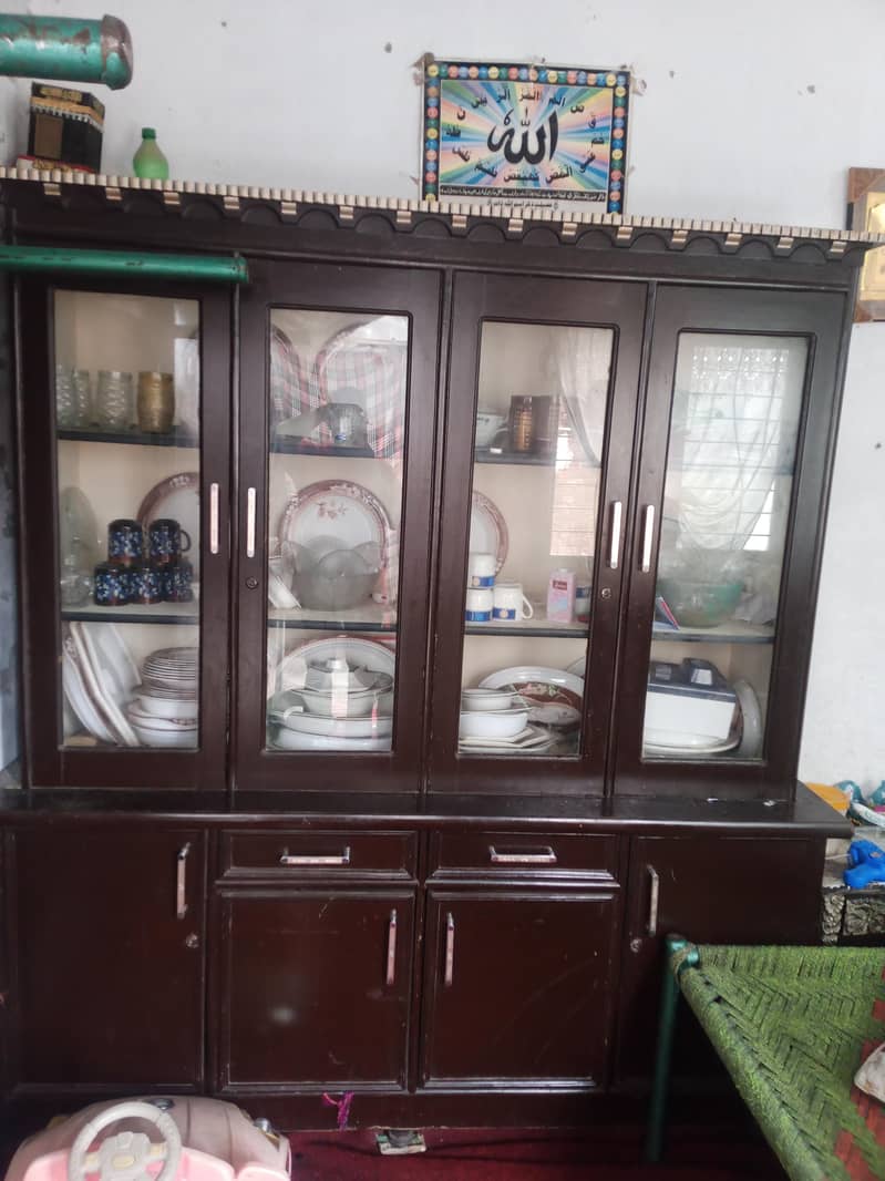 یوز فرنیچر صاف کنڈیشن 5