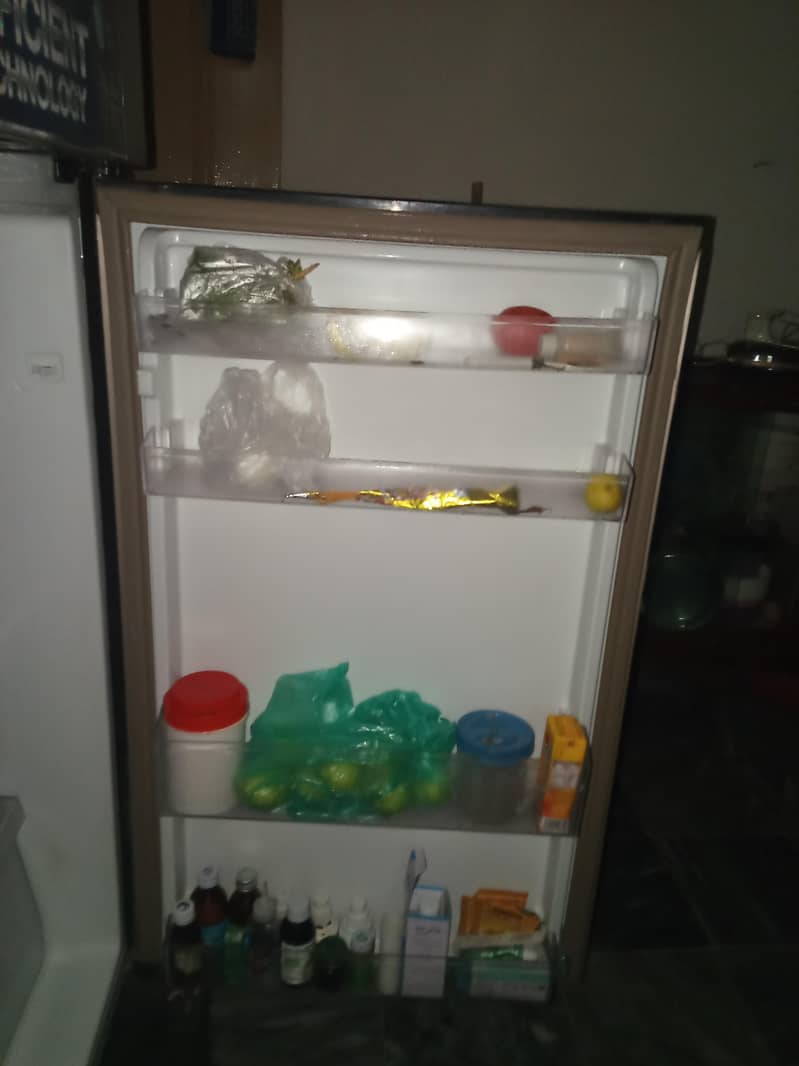 refrigerator 1