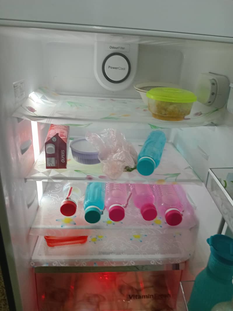 FRIDGERATOR 2