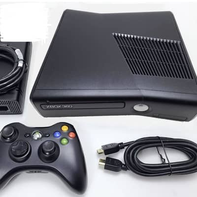 Xbox360 Slim 250gb + games
