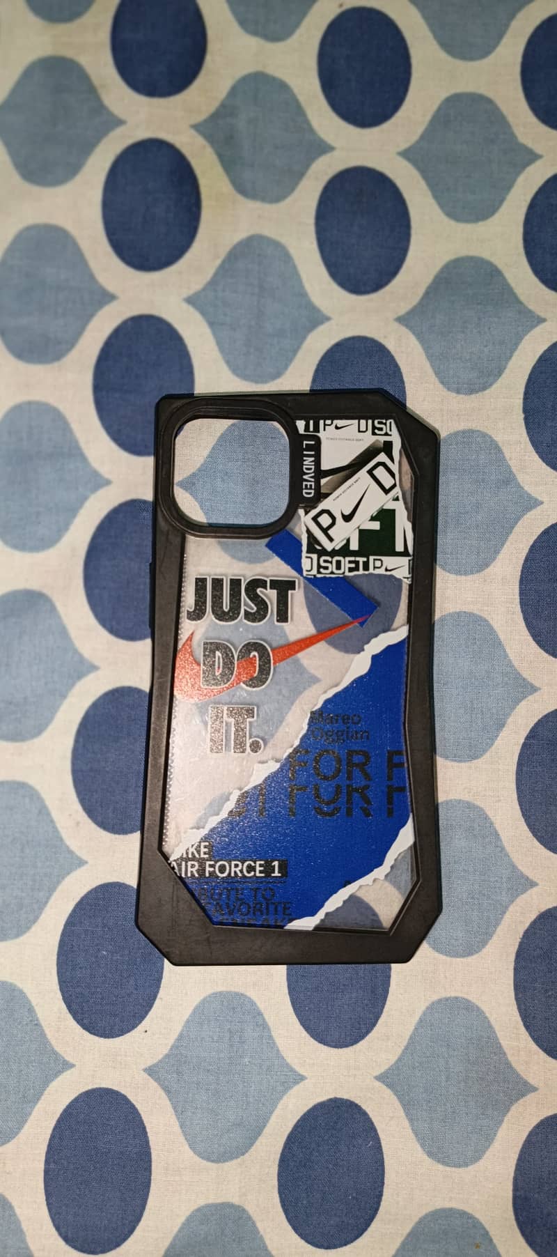 Apple iPhone 13 6