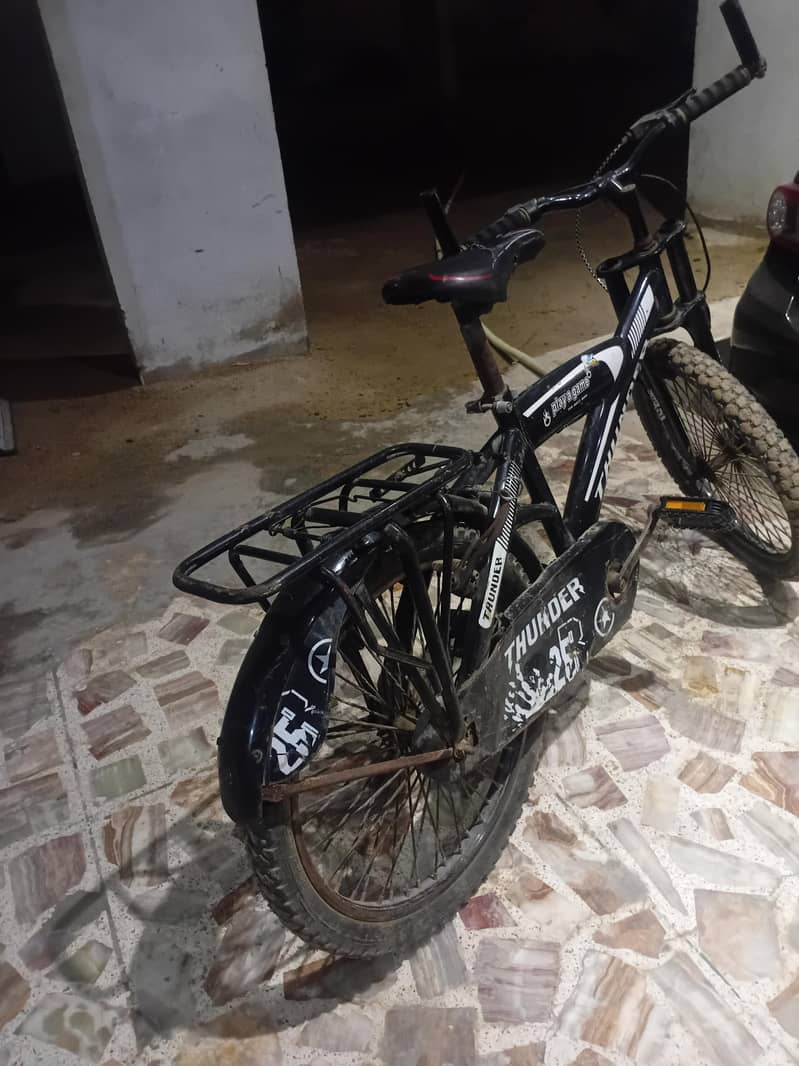 black thunder cycle 1