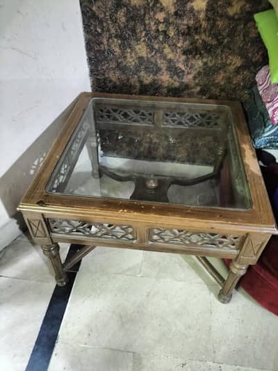 center table / coffee tables
